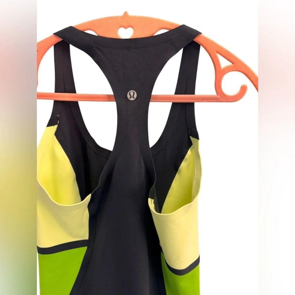 Lululemon .Black and Green Women's Tank Top